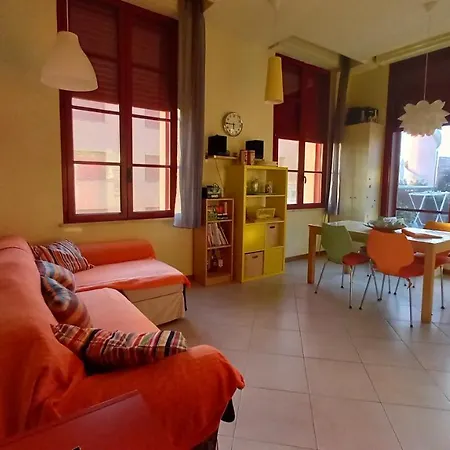 Appartement Accesso Diretto Sul Mare Maredilucecala à Calambrone Extérieur photo